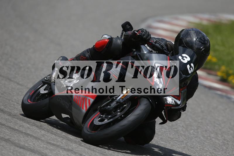 /Archiv-2024/29 12.06.2024 MOTO.CH Track Day ADR/Gruppe gelb/33